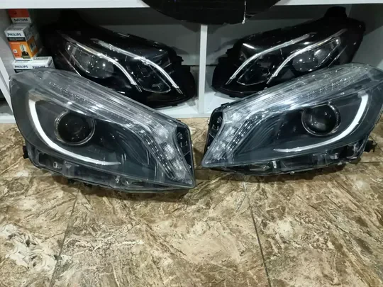 Mercedes W176 A Serisi Sag Sol LED Xenon Far