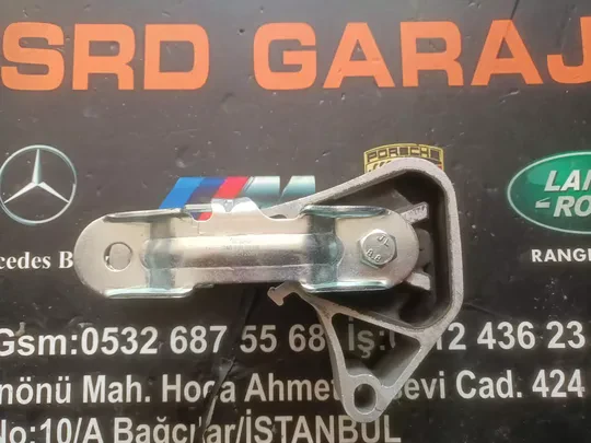 Mercedes W176 W246 W117 X156 M270 OM651 Arka Sağ Motor Kulağı A2462400809