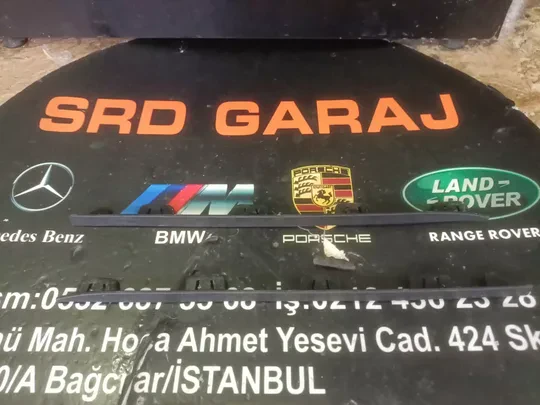 Mercedes W177 2018- AMG Ön Tampon Sağ Sol Çıta A1768854403 A1778854303