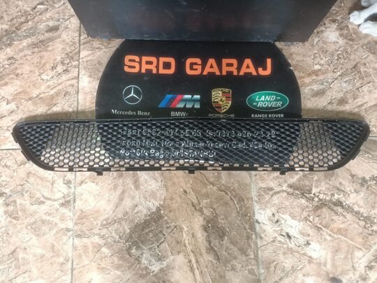 Mercedes W204 2007-10 AMG Ön Tampon Orta Izgarası A2048850153