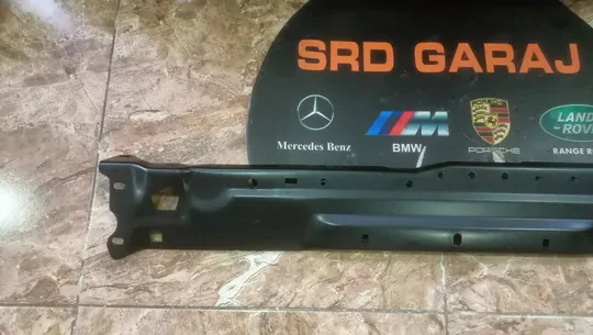 Mercedes W204 2007-14 Ön Üst Orta Panel A2046200272