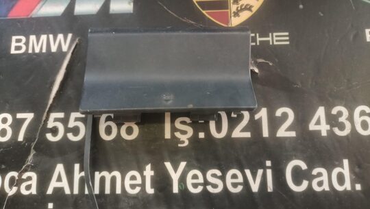Mercedes W204 2007-2010 AMG Arka Çeki Demir Kapağı A2048850226