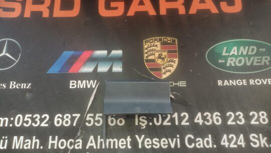 Mercedes W204 2007-2010 AMG Arka Çeki Demir Kapağı A2048850226