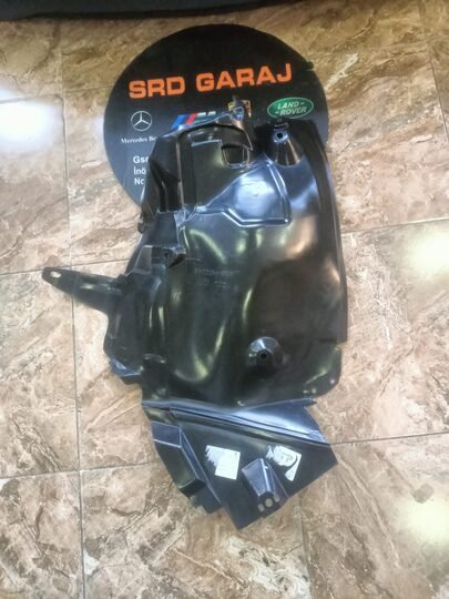 Mercedes W204 2007-2010 Sağ Önün Arkası Davlumbaz A2046902830