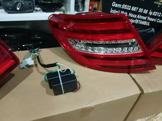 Mercedes W204 2007 2013 Tak Çalıştır Facelift Stop Takımı