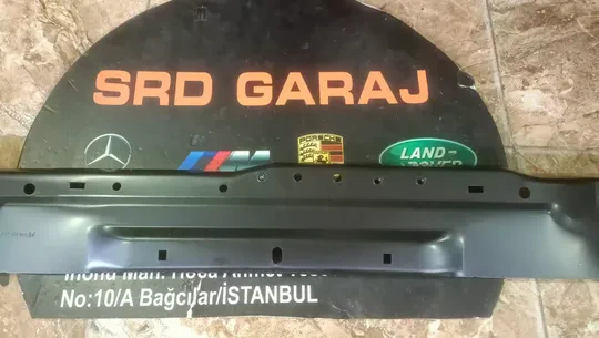 Mercedes W204 2011-14 Ön Panel Üst Sacı A2046200272