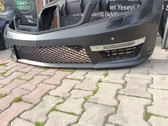 Mercedes W204 AMG C63 Tampon Set