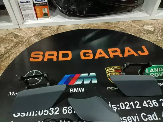Mercedes W204 AMG Tampon Far Yikama Kapagi Ceki Kapağı