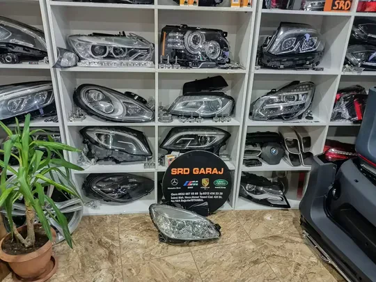 Mercedes W204 C Serısı Helojen Standart Far