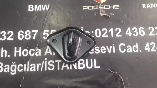 Mercedes W204 W205 C207 W212 W222 W166 X204 X166 Kaput Kilit Karşılığı 2128800060