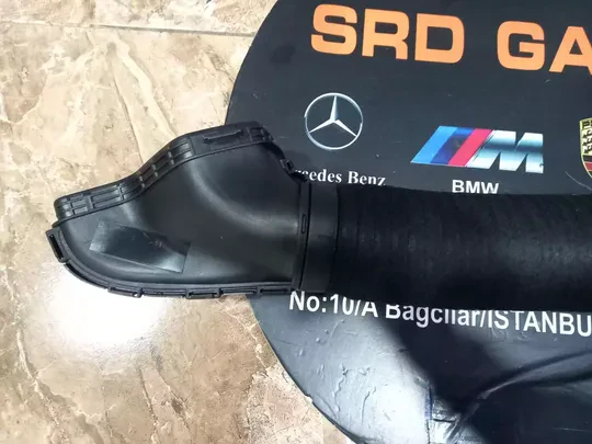Mercedes W204 W212 M271 Hava Emiş Hortumu A2710900582