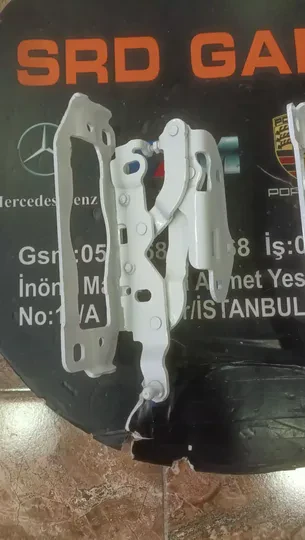 Mercedes W204 W212 W218 Sağ Sol Kaput Menteşesi A2048800828 A2048800728
