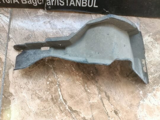 Mercedes W205 AMG 2014-18 Tampon Braketi Çıkma A2058853865