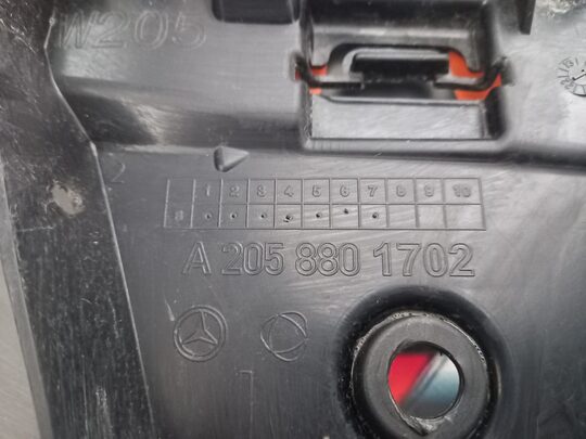 Mercedes W205 Arka Tampon Sol Tutucu Braketi 2058801702