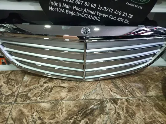 Mercedes W205 C Serisi Exclusive Ön Panjur