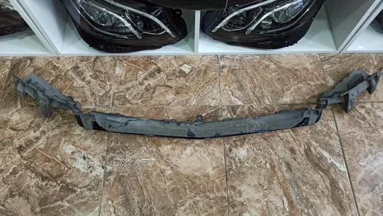 Mercedes W205 C180 C200 C220 Ön Tampon Tutucusu
