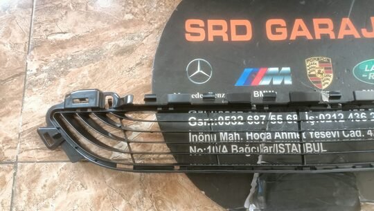 Mercedes W205 Exclusive Ön Tampon Izgarası A2058852023