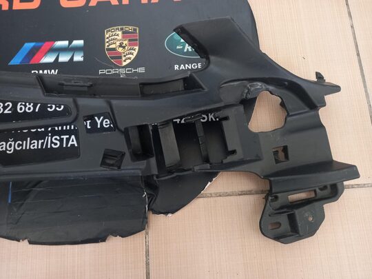 Mercedes W205 Ön Tampon Braketi A2058853265