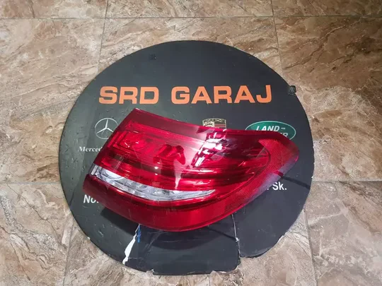 Mercedes W205 Station Wagon Sağ Stop 2059065200