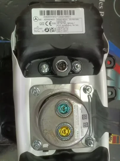 Mercedes W206 2023 Yolcu Airbag Sıfır Orjinal 2068604902