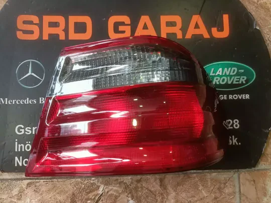Mercedes W210 2000-01 Dış Sağ Stop Füme Sinyal A2108208264