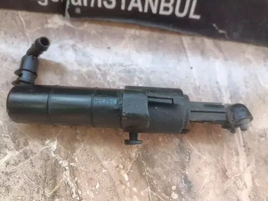 Mercedes W212 2009-11 Sağ Far Yıkama Robotu Çıkma A2128600047