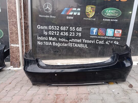 Mercedes W212 2013-16 Çıkma Siyah Arka Tampon