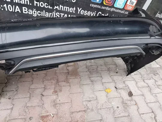 Mercedes W212 2013-16 Çıkma Siyah Arka Tampon