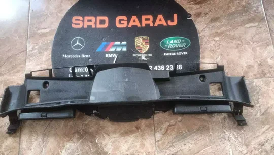 Mercedes W212 2014-2016 Radyatör Braketi A2125000455