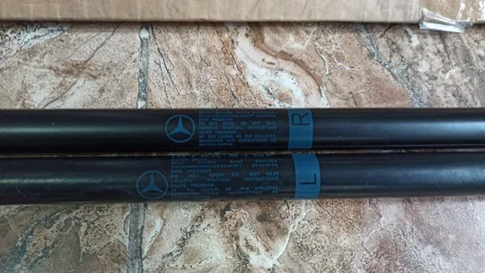 Mercedes W212 E180 E200 E220 Kaput Amortisörü 2048800029