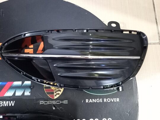 Mercedes W212 Elegance 13-15 Sağ Sol Tampon Izgarası 2128852222-2122