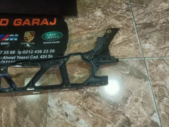 Mercedes W212 Tampon Braketi Ön İç Orta CLS Elg 2013-16 A2128853965