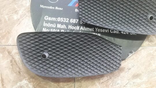 Mercedes W213 Basis Ön Tampon Sağ Sol Izgara 2138851500-1600