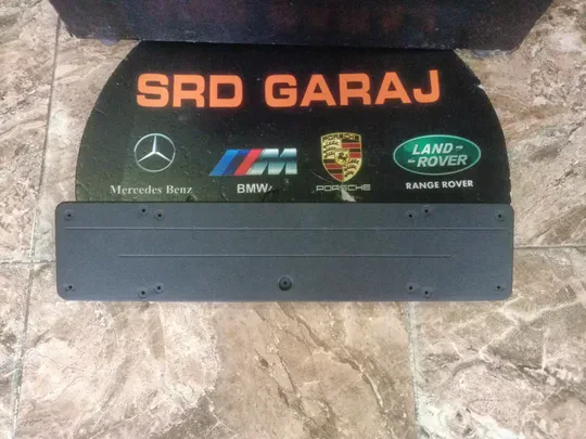 Mercedes W213 Ön Plakalık Sıfır Orjinal A2138850081 A2138800044