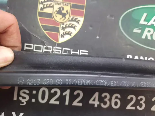Mercedes W213 Ön Tampon Lastiği 2136289000