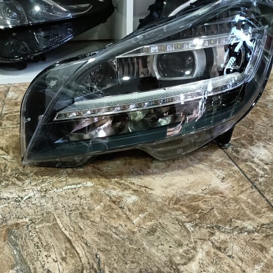 Mercedes w218 CLS 11 13 Sol Far