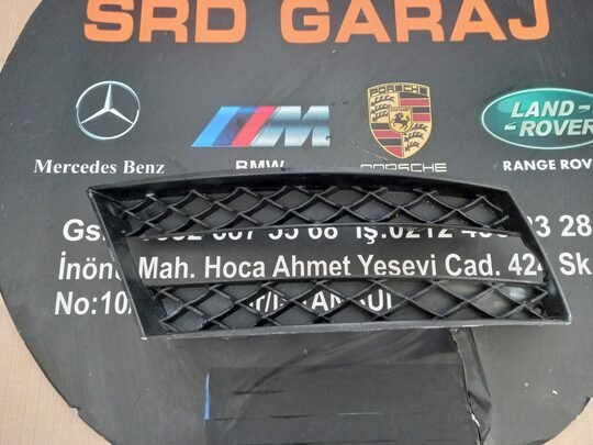 Mercedes W218 Sis Farı Çerçevesi A2188850653