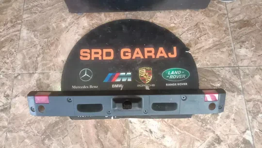 Mercedes W221 Bagaj Kapağı Braketi A221500093
