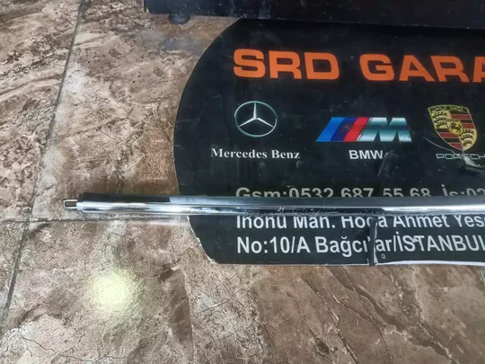 Mercedes W222 2017-20 Arka Alt Orta Çıkma Nikelaj A2228853100