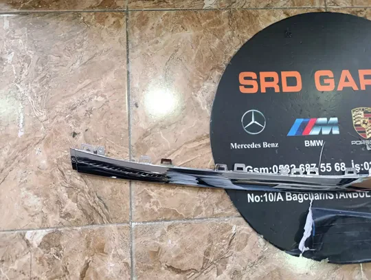 Mercedes W222 2017 2020 AMG Ön Tampon Orta Nikelaj A2228857600