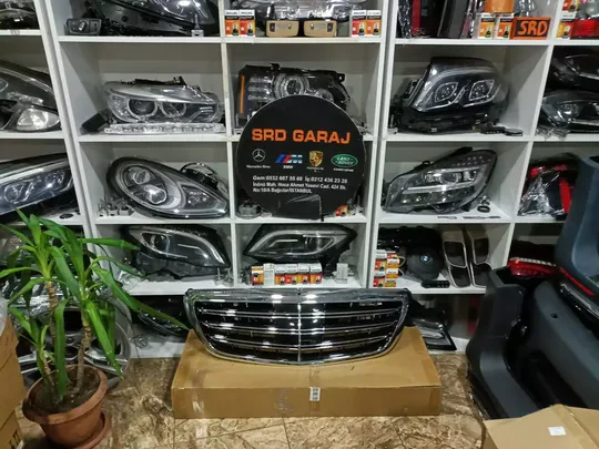 Mercedes W222 S65 Ön Panjur 2228801083