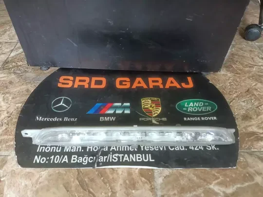 Mercedes W222 VİTO447 Arka Orta Reflektör Çıkma A2229060048