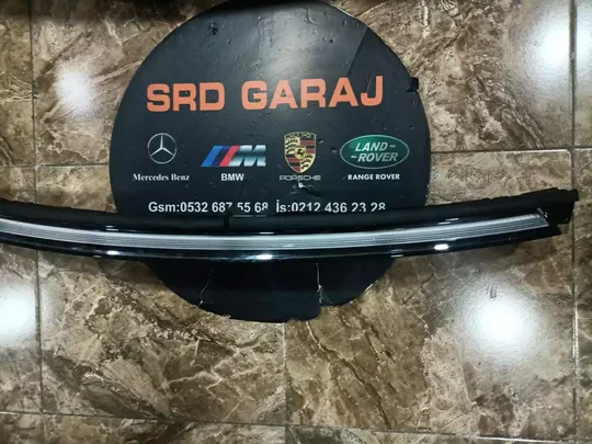 Mercedes W293 Eqc Ön Far Ferlektörü A2939069600
