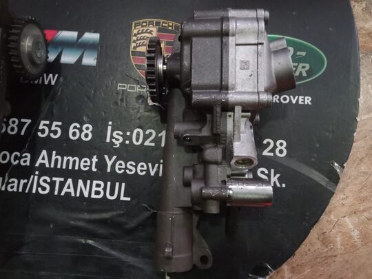 Mercedes Yağ Pompası 2701810000