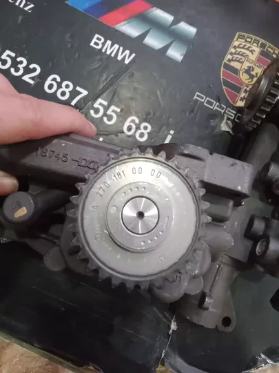 Mercedes Yağ Pompası 2701810000