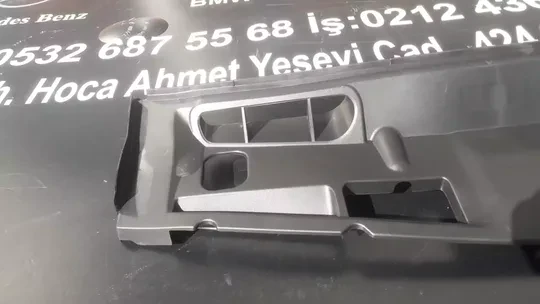 Merceses C Serisi W204 Panel Üst Hava Kanalı 2045000155