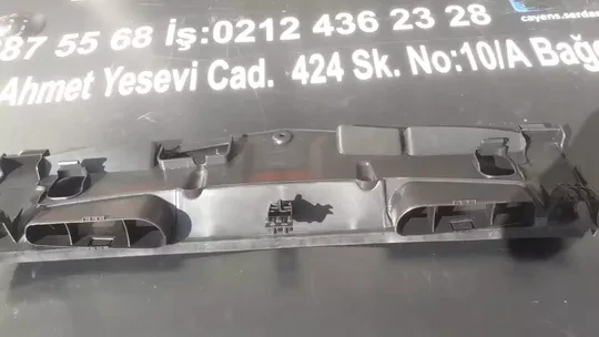 Merceses C Serisi W204 Panel Üst Hava Kanalı 2045000155