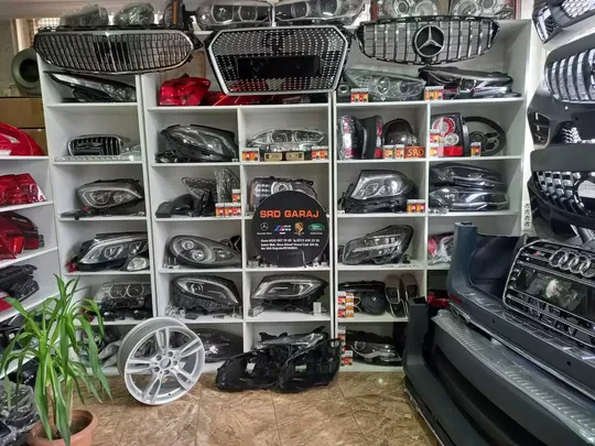 Merceses W205 Dinamik LED Çift Mercek Far Kasası 2059067902
