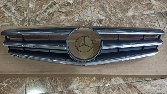 Mersedes C Serisi W203 Sport Ön Panjur A2038801683