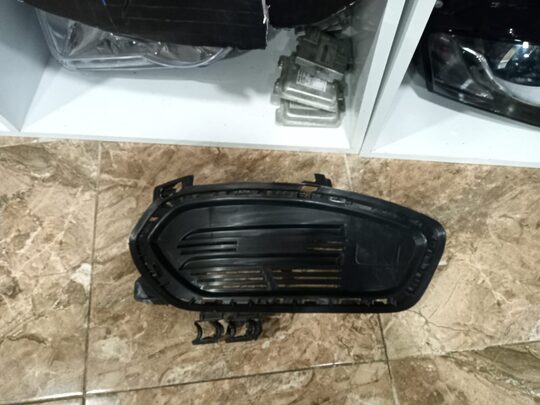 Mersedes CLA W117 Tampon Sağ İç Izgara Kapağı A1178852322